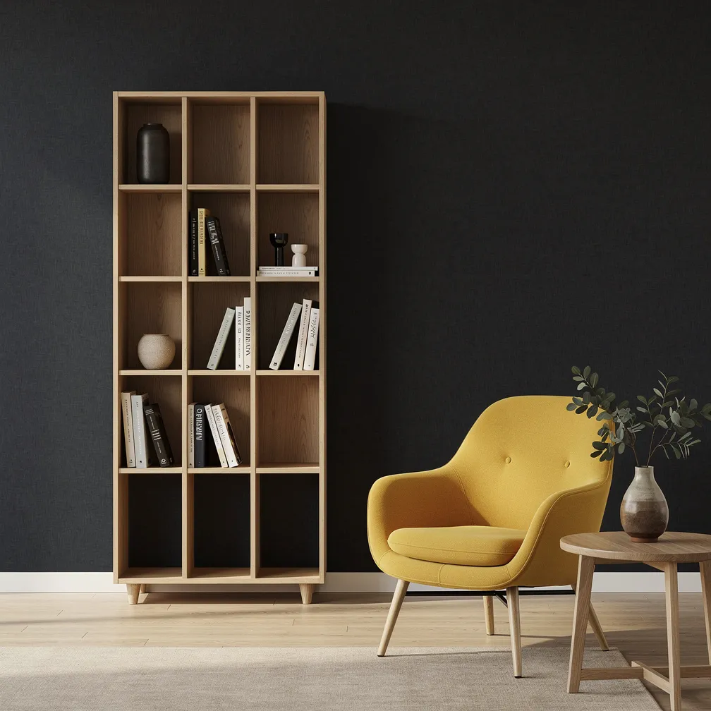 Salon avec papier peint charbon fonce en contraste avec mobilier clair